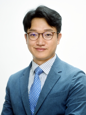 정인설 기자
