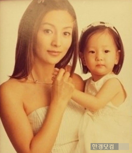 황신혜 딸 이진이 황신혜 딸 이진이 / 이진이 SNS