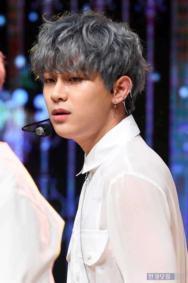 그룹 헤일로 오운, '눈빛이 다 했네~'