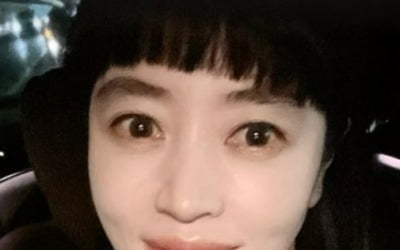 김혜수, 50대 미모가 이 정도?…확신의 여배우 모먼트[TEN★]