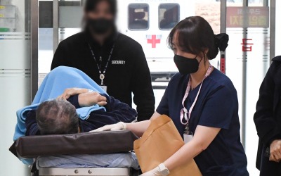 민간 의료 공백…시립·보훈·군병원 24시간 비상 대응