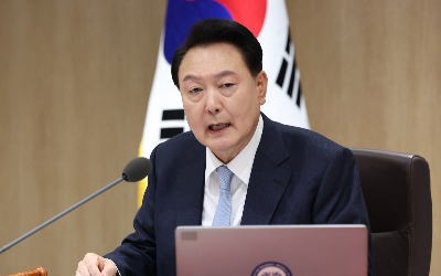 <font color="#ee4c4c">속보 </font>尹대통령, 이재명 대표에 "다음 주 용산에서 만나자"