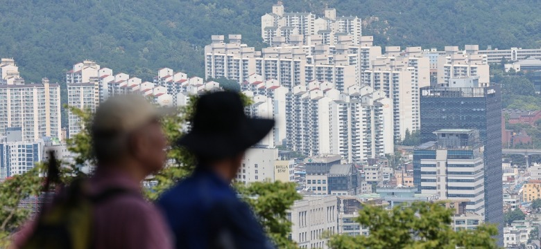 "집주인이 달라는대로 줘야죠"…서울 세입자들 '한숨'