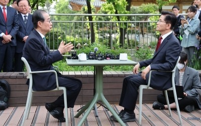 한덕수 "단일화 22번 약속"…김문수 "입당 않고 자리 내놓으란 것"