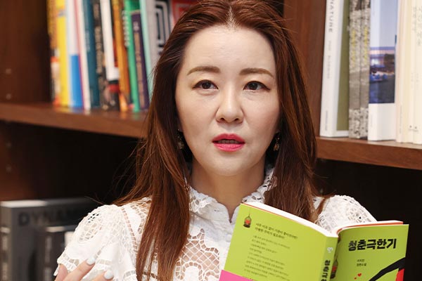 "청춘은 삶의 면역력 길러주는 바이러스"