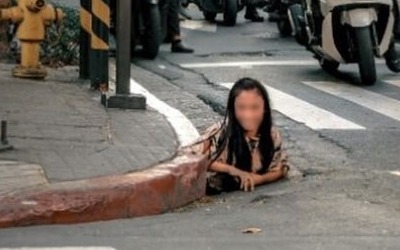 "하수구에서 사람이 기어 나왔다"…논란의 女 노숙자 결국