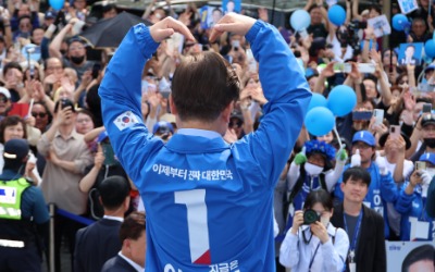 <font color="#ee4c4c">단독 </font>재계와 릴레이 면담하는 李 메신저 '특임소통단'