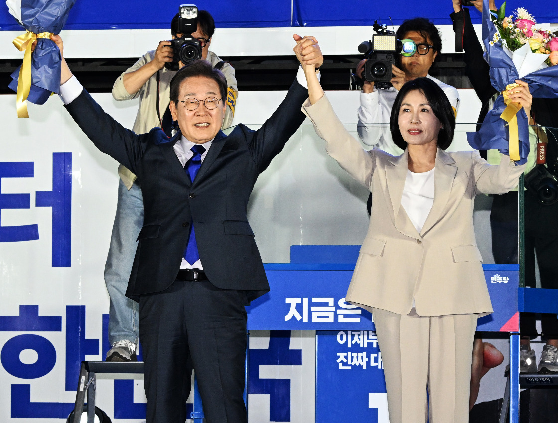21대 대통령 이재명 "온 힘 다해 경제 회복"