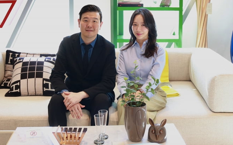 피아노 연주에 가구 전시 더하면? "18세기 살롱 재현"