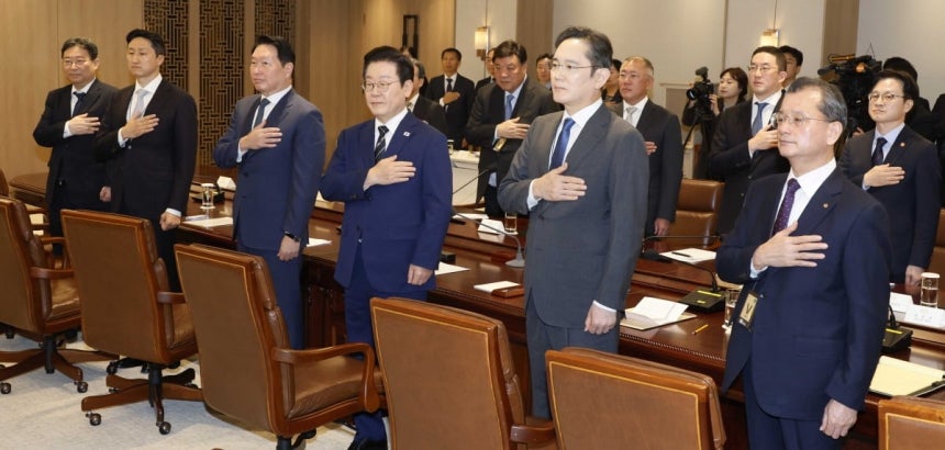 美 투자 늘려도 국내 투자 위축 없다…총수들, 800조 이상 투자 발표