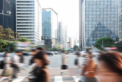 재테크 하는 직장인 10명 중 6명 "이익봤다"