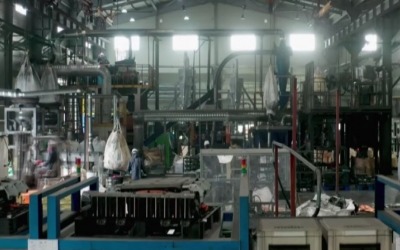 코발트값 오르자…성일하이텍 미소