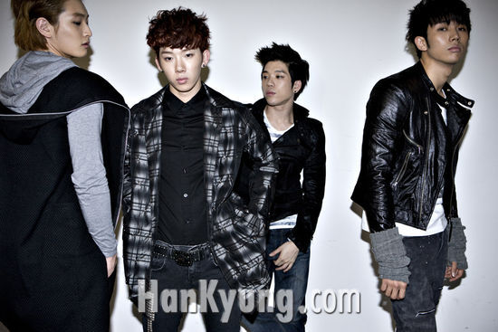 2AM, CF 대박…총 수입만 10억원