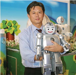 [미래를 이끌 이공계 학과 2010] <22> 김문상 한국과학기술연구원 지능로봇 기술개발사업단장-로봇공학