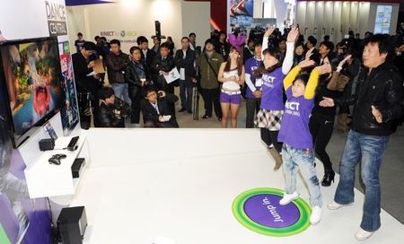 한국MS "Xbox '키넥트' 국내서도 인기"