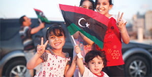 [Global Issue] 카다피 쫓아냈지만...리비아 정국 안정 '가시밭길'