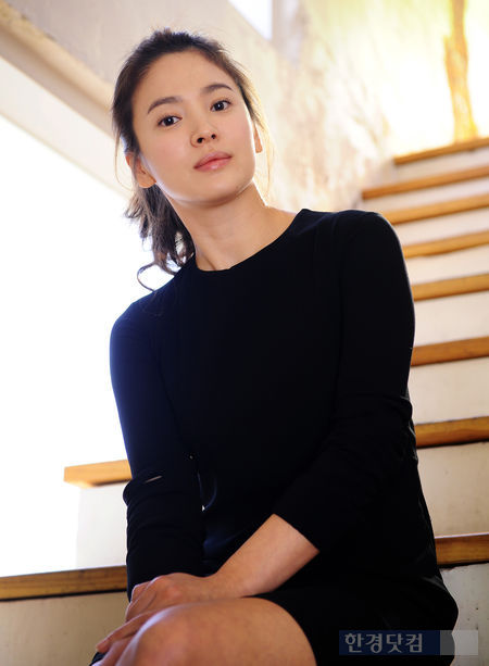 송혜교 홍콩 파파라치컷 '화제'