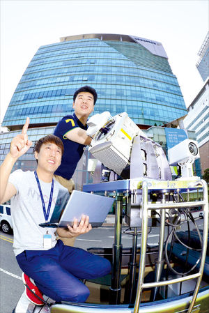 현대엠엔소프트 연구개발센터 연구원 "1초에 200번 찰칵…첨단 입체 '내비' 만들죠"