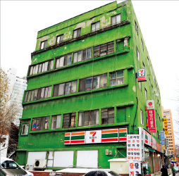 서울서 가장 오래된 충정 아파트, 근현대 문화유산 '보류'