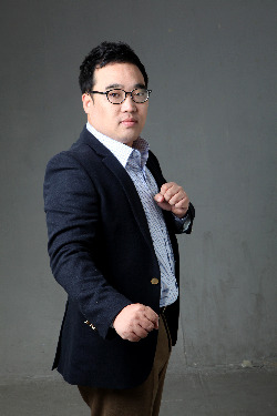 [2030 프랜차이즈 CEO] 공사판 일용잡부 청년, 국수로 '승부' … 김석훈 셰프의 국수전 대표
