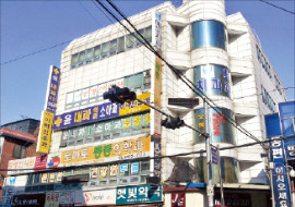 서울 양천구 역세권 코너 상가 빌딩 