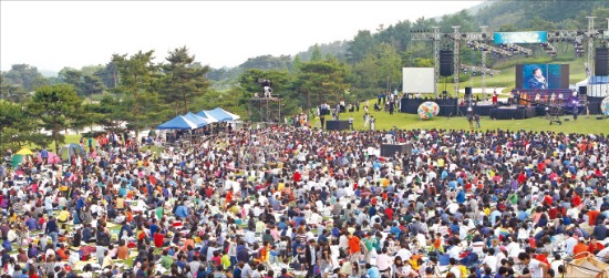 지난해 경기 파주시 서원밸리CC에서 열린 자선 무료 그린콘서트. /서원밸리CC 제공 