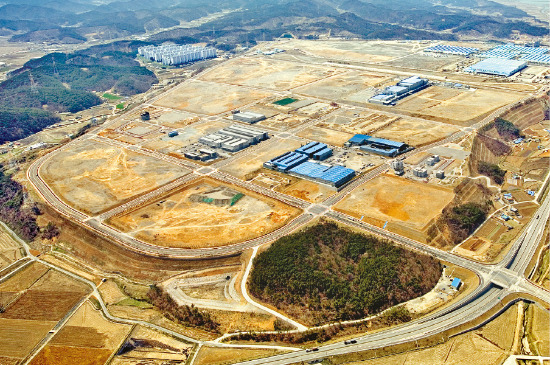 [경제특별道 꿈꾸는 충남] 계룡건설. 국내 최대규모 서산산업단지 조성…세금 혜택에 입지 좋아 입주 러시