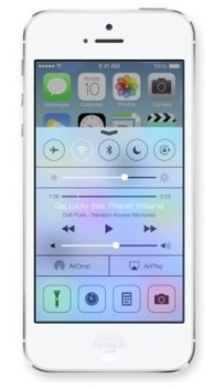 iOS7 베일 벗었다 … 더 단순해지고 신 기능 추가, 애플 공개