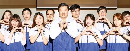 남윤영 동국제강 사장의 '상생 하트'