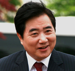 이석현 의원, 저축銀 '불법 정치자금 수수' 1심 무죄