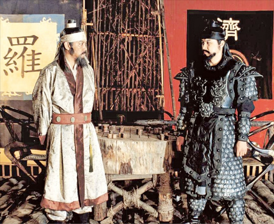 660년 계백이 이끄는 5000명의 백제군과 김유신이 진두지휘한 5만명의 신라군이 맞붙은 황산벌 전투를 그린 영화 ‘황산벌’의 한 장면. 한경DB