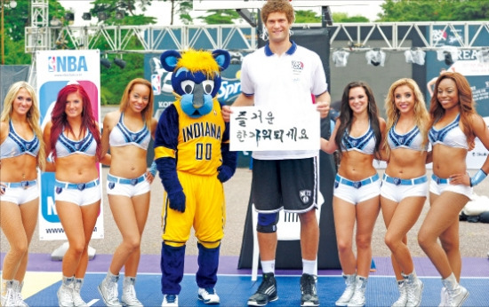 美NBA 로페즈의 추석인사