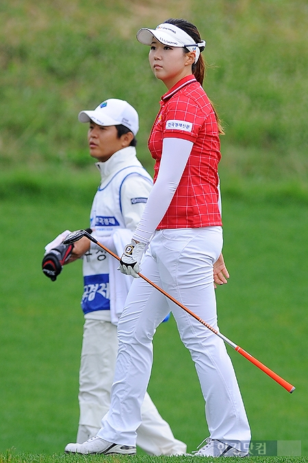 [메트라이프·한국경제 KLPGA 챔피언십] 백규정, '다음은 어떻게 쳐야하나?'