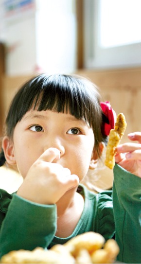 아이들도 맛있게 먹는 남원 추어튀김 