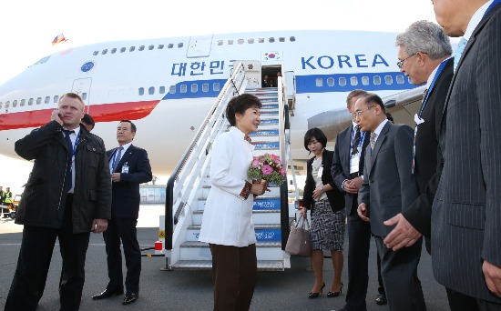 러시아 도착한 박근혜 대통령