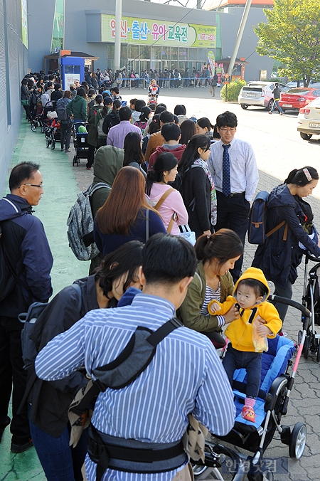 [포토] '서울베이비페어' 평일에도 몰린 인파로 인산인해