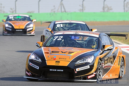 [포토] '슈퍼레이스' EXR 팀 106, '포디움 싹쓸이 향해~'