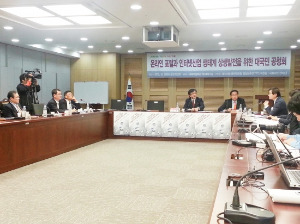 [현장에서]'공회전'만 거듭하는 포털 상생 토론회…글로벌 미래 그려야