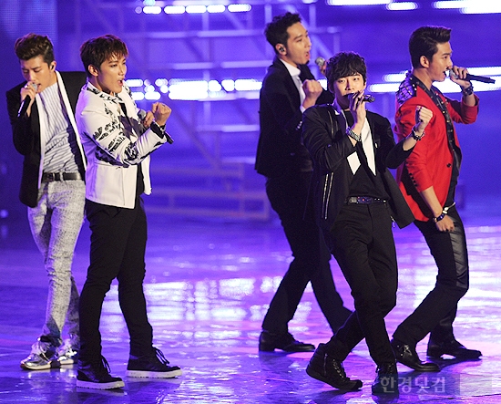 [포토] 2PM, '오늘은 다섯이서 왔어요~' (2013 아시아송페스티벌)