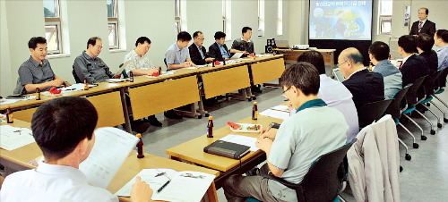 [경남에 투자하세요] 경남 기계, 부산 물류, 울산 車·화학산업 특화…글로벌 산업단지 부상