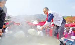 [Travel] 2000인분 가마솥밥, 무지개 가래떡…쌀문화 축제보러 이천으로 오세요