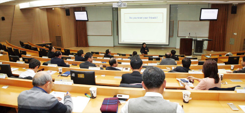 기업이 정보 투명하게 공개할수록 자본 조달비용 줄어든다