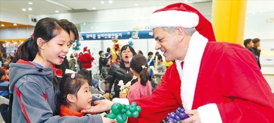 한국GM에는 호샤 산타