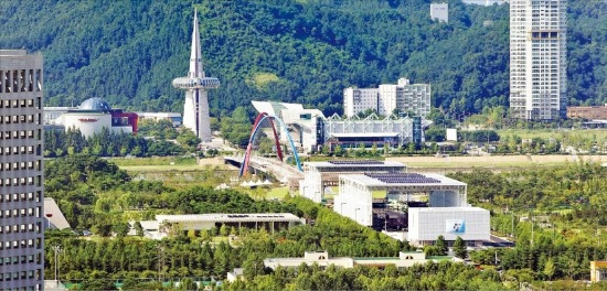 대전 유성구 도룡동 엑스포과학공원이 2017년까지 시민휴식복합공간으로 개발된다. 사진은 엑스포과학공원 전경. 연합뉴스