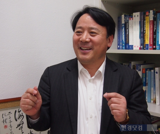 [전문가에게 듣는다] 김창봉 기업경영학회장 "통상임금 양보, 대신 노동유연성 확보하라"