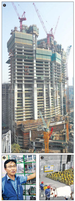 (1) 삼성물산이 인도 뭄바이에 짓고 있는 초고층 주상복합빌딩 ‘월리타워’ 2개동의 공사 현장. (2) ‘월리타워’의 공사 진행 상황을 설명하고 있는 김창선 현장부소장. (3) ‘월리타워’ 공사현장에서 안전 교육을 받고 있는 근로자들. 뭄바이=안정락 기자