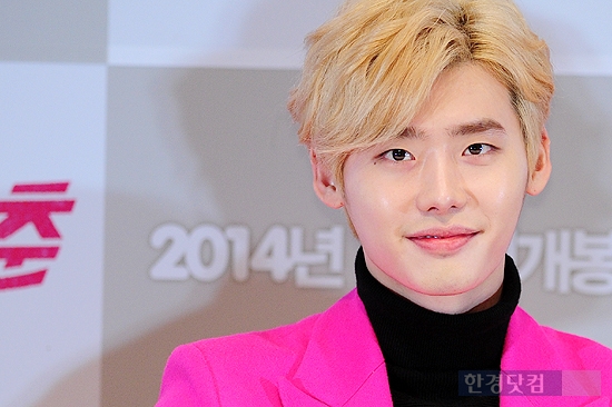 [포토] 이종석, '女心 흔드는 부드러운 미소~'