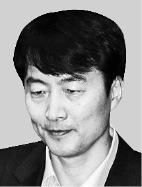 檢 "한반도 전쟁 땐 韓-美 분열시켜야 한다 말했나?", 이석기 "······"