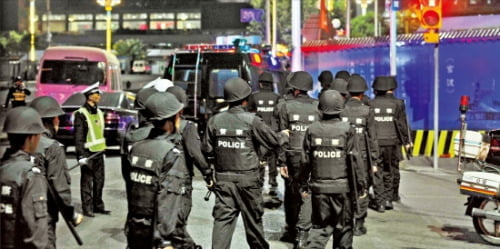 [Global Issue] 中 소수민족 갈등 다시 수면위로…쿤밍역 칼부림 테러