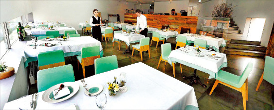 정통 프렌치 레스토랑 비앙에트르, 한옥 골목에서 '프렌치 休食'을 만나다